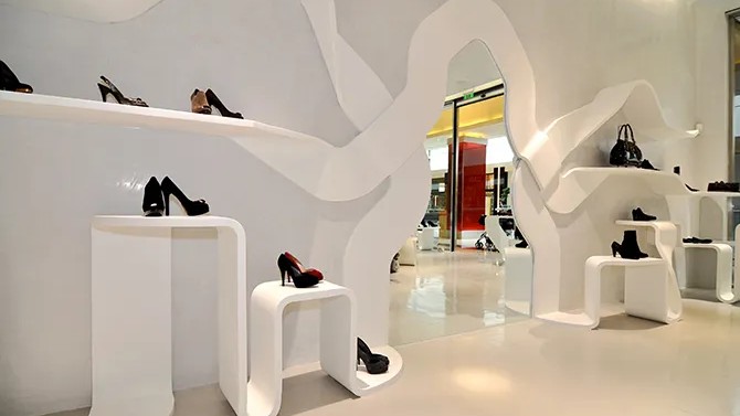 staron-fixture-display-tienda-insignia-de-heidi-suiza-diseno-zaha-hadid-architects-superficies-solidas-staron-almatia